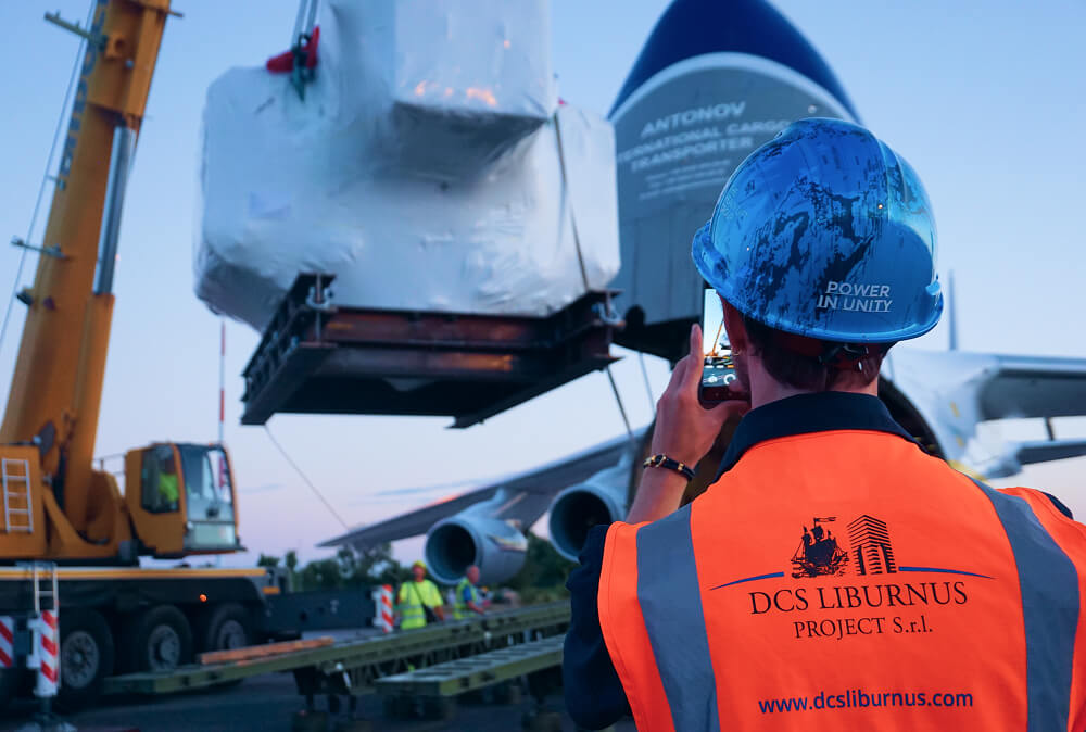 DCS Liburnus Worker filming cargo on aircraft